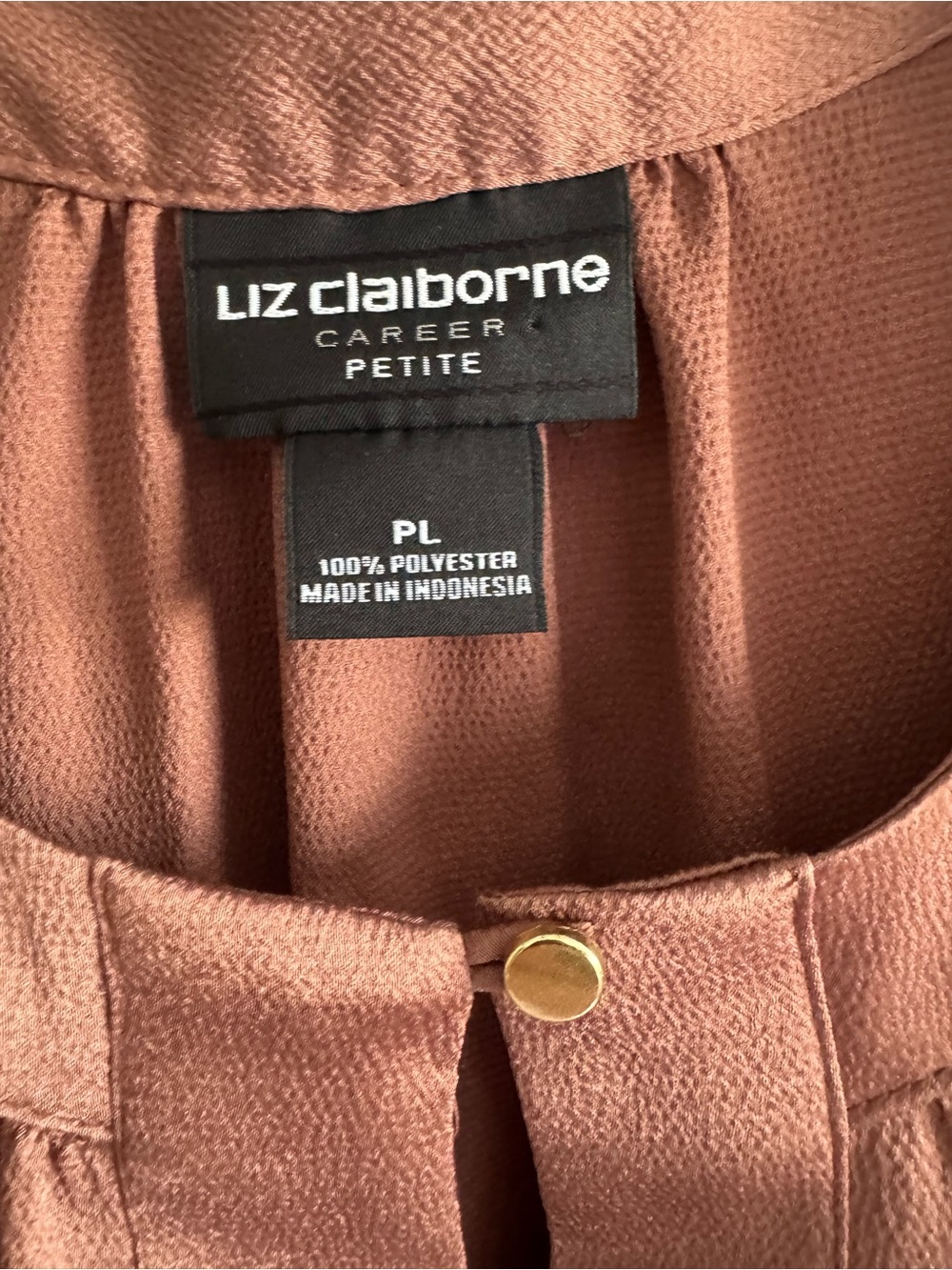 Liz Claiborne Sleeveless Keyhole Blouse in Metallic Cognac - Picture 4 of 8